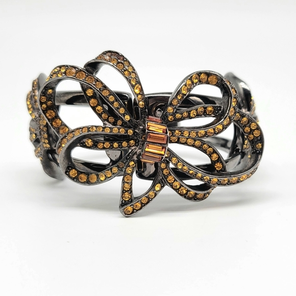 Oscar de la Renta Citrine Swarovski Crystal Bow Statement Hinge Bangle Bracelet - Picture 1 of 11